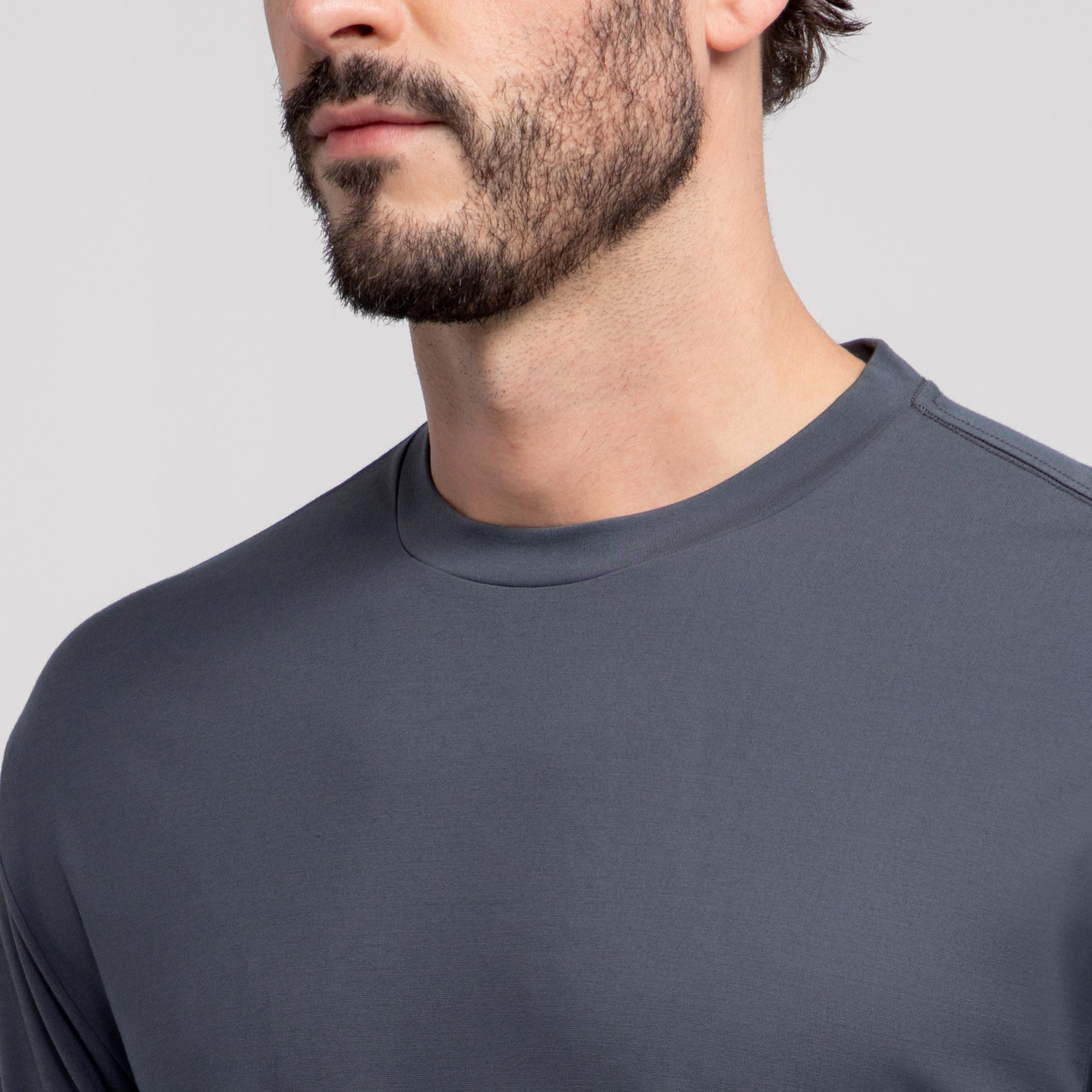 T-shirt ras du cou gris anthracite