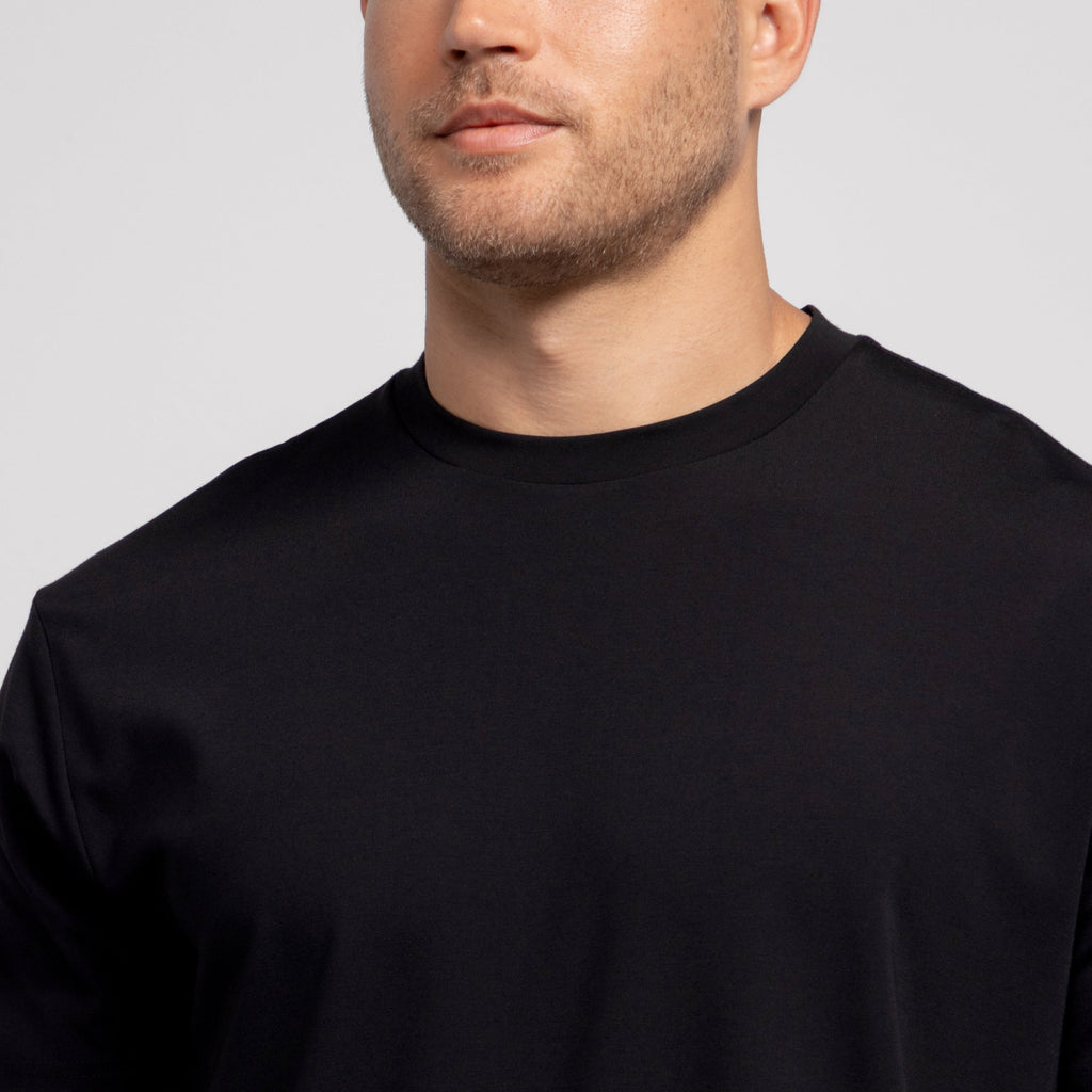 T-shirt col rond classique - Noir profond