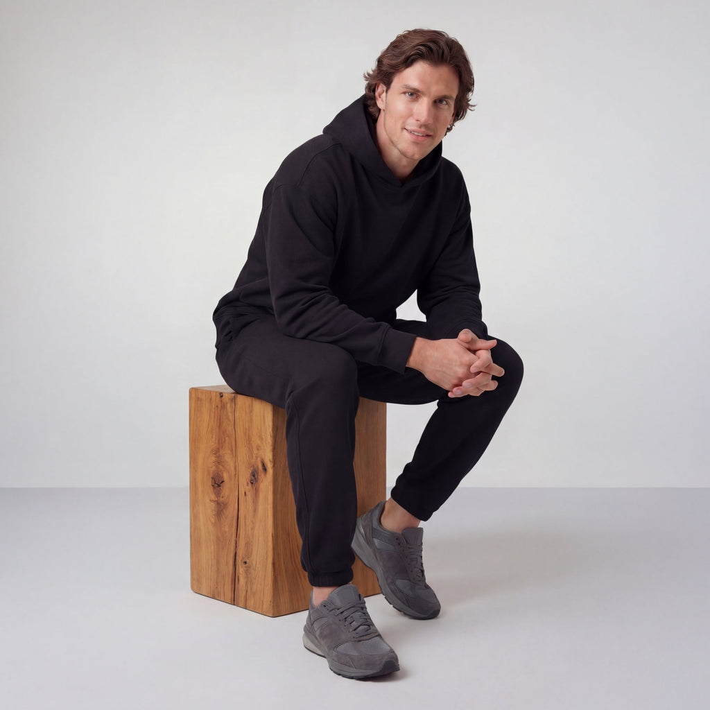 Hoodie Classique – Noir Intense